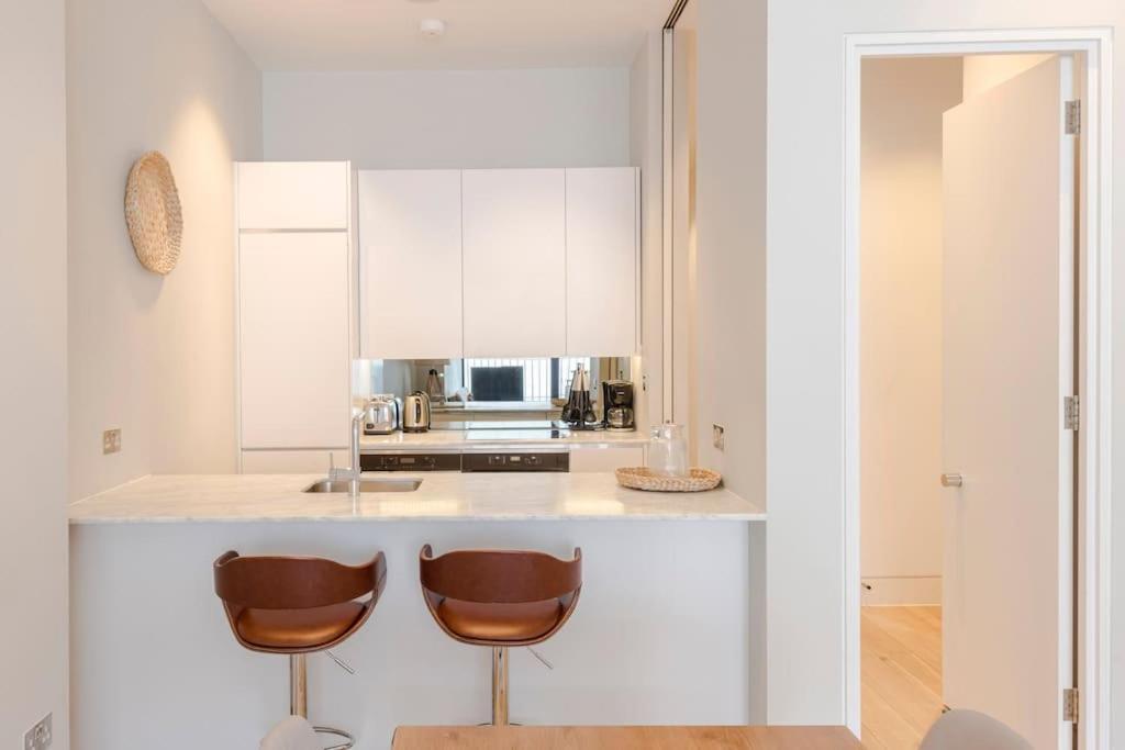 Central Holborn Bloomsbury Flats Londra Exterior foto
