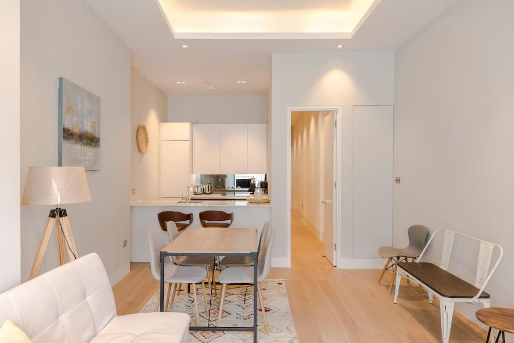 Central Holborn Bloomsbury Flats Londra Exterior foto