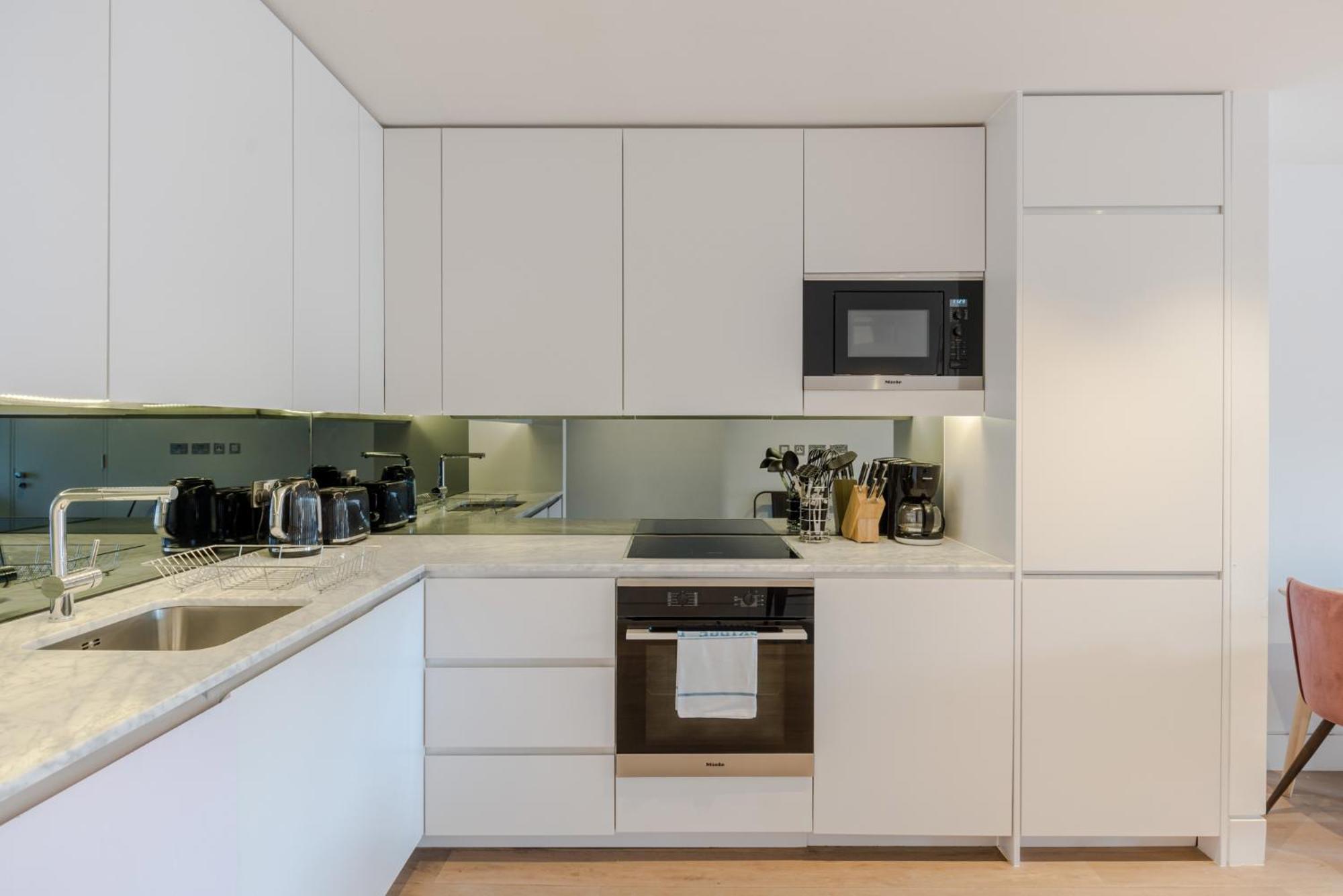 Central Holborn Bloomsbury Flats Londra Exterior foto