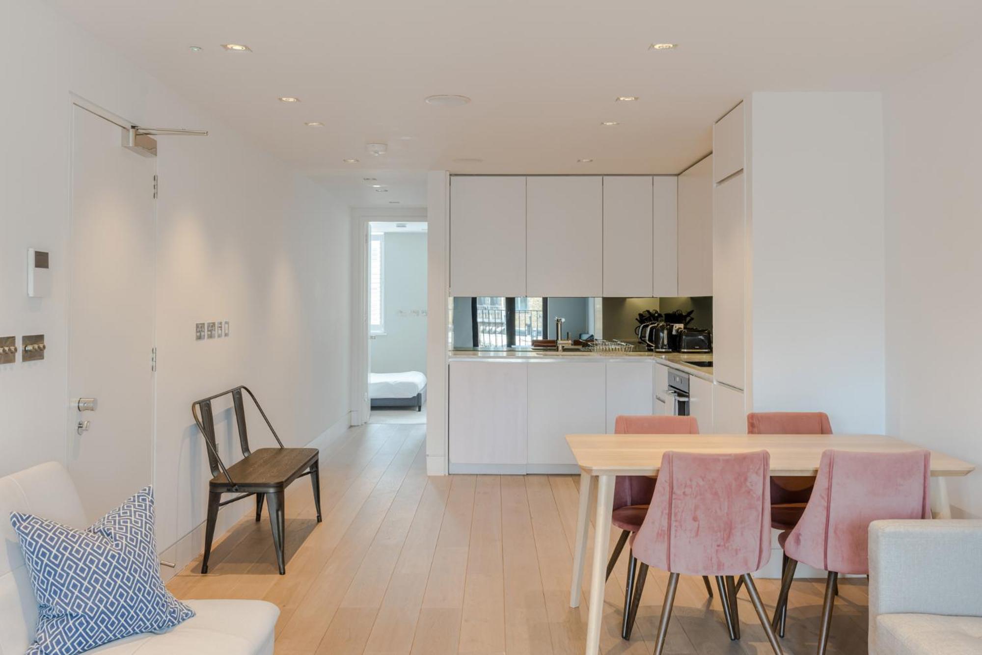 Central Holborn Bloomsbury Flats Londra Exterior foto